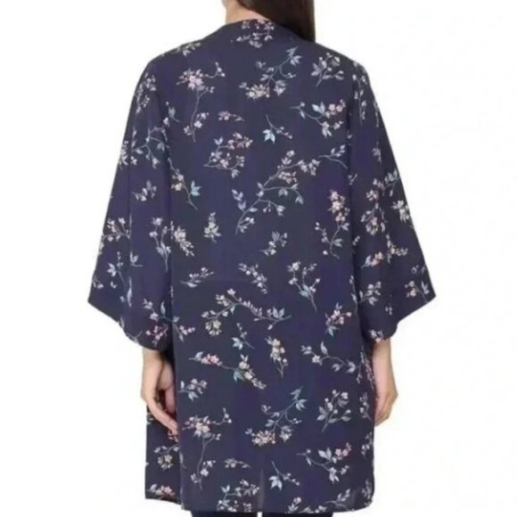 Tahari navy blue floral lightweight kimono style top size S/M NWT - Picture 2 of 16